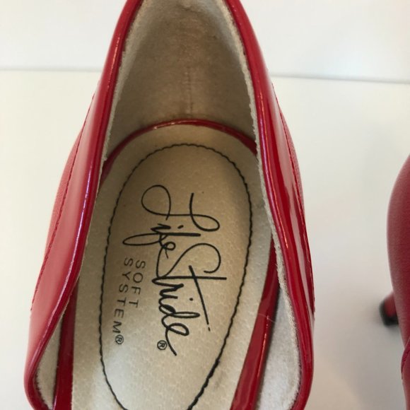 LifeStride Women's  Saldana Red Pump Sz 7.5 - Picture 8 of 11